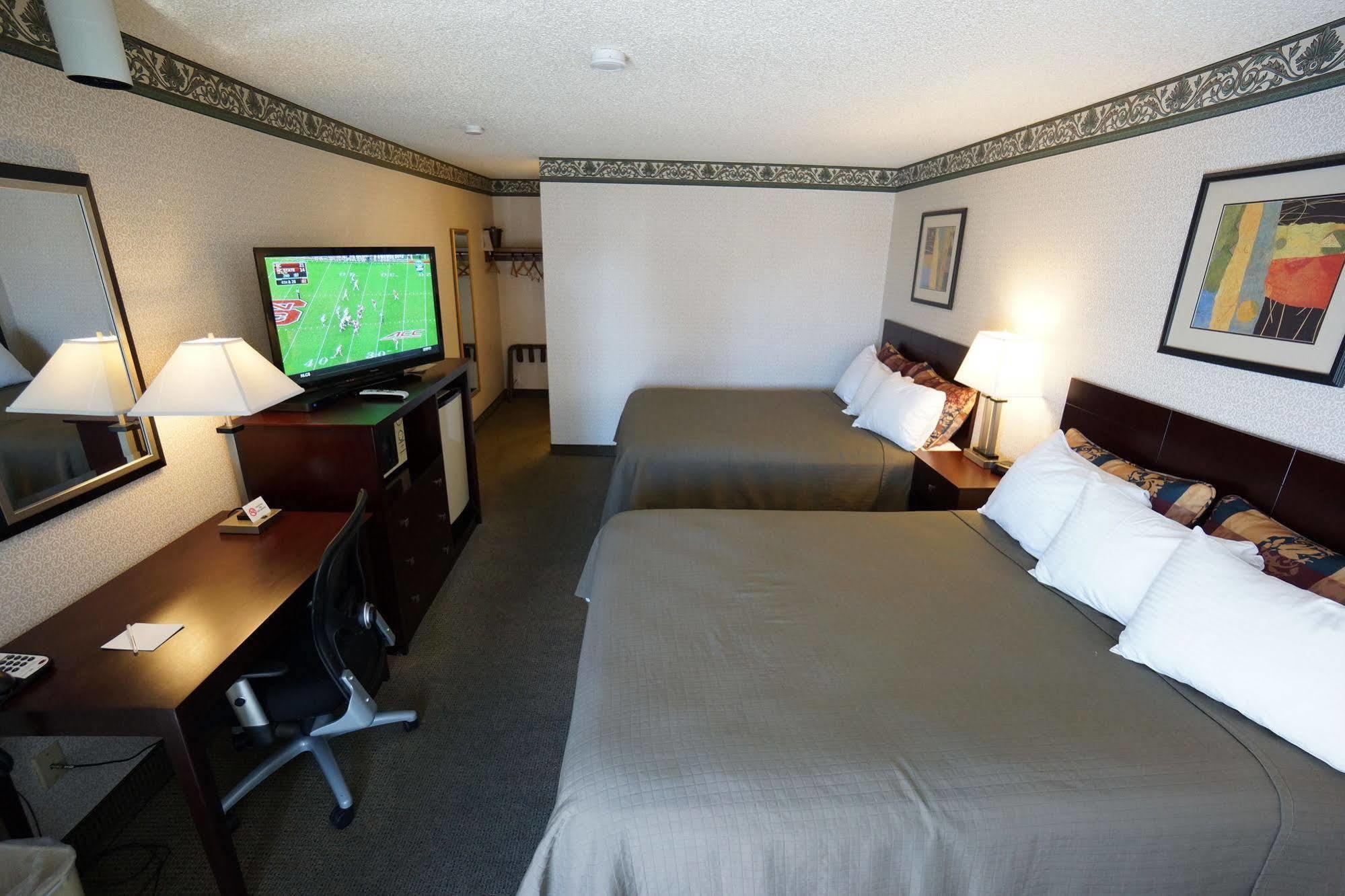 Winnemucca Holiday Motel Bagian luar foto